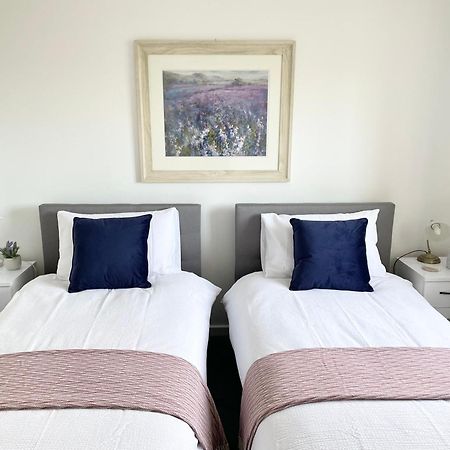 Comfortable And Spacious Superb Holiday Home In Llanelli, Dog Friendly Εξωτερικό φωτογραφία