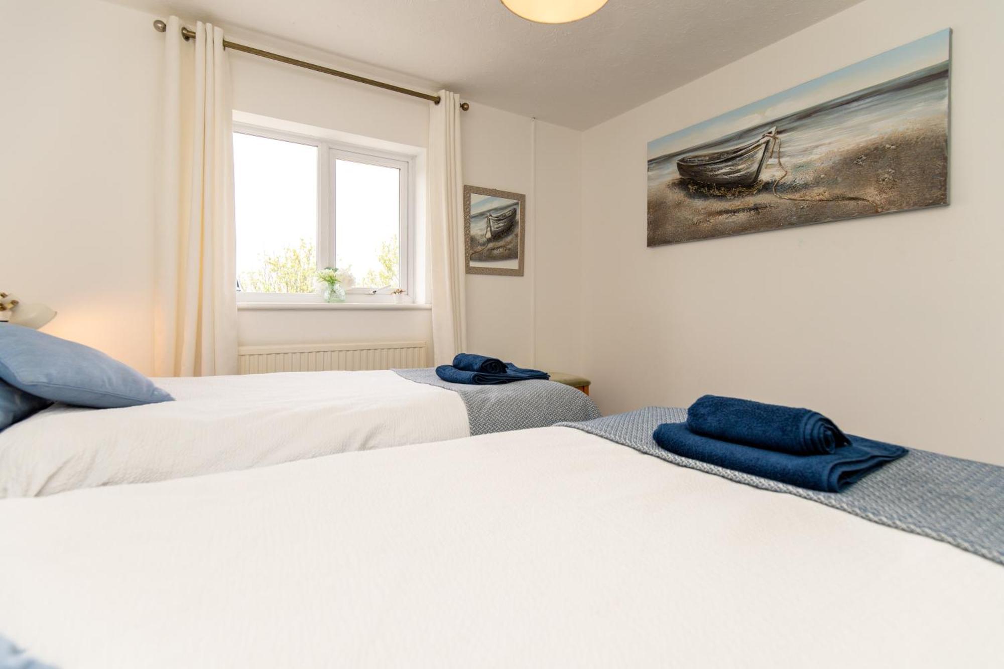 Comfortable And Spacious Superb Holiday Home In Llanelli, Dog Friendly Εξωτερικό φωτογραφία