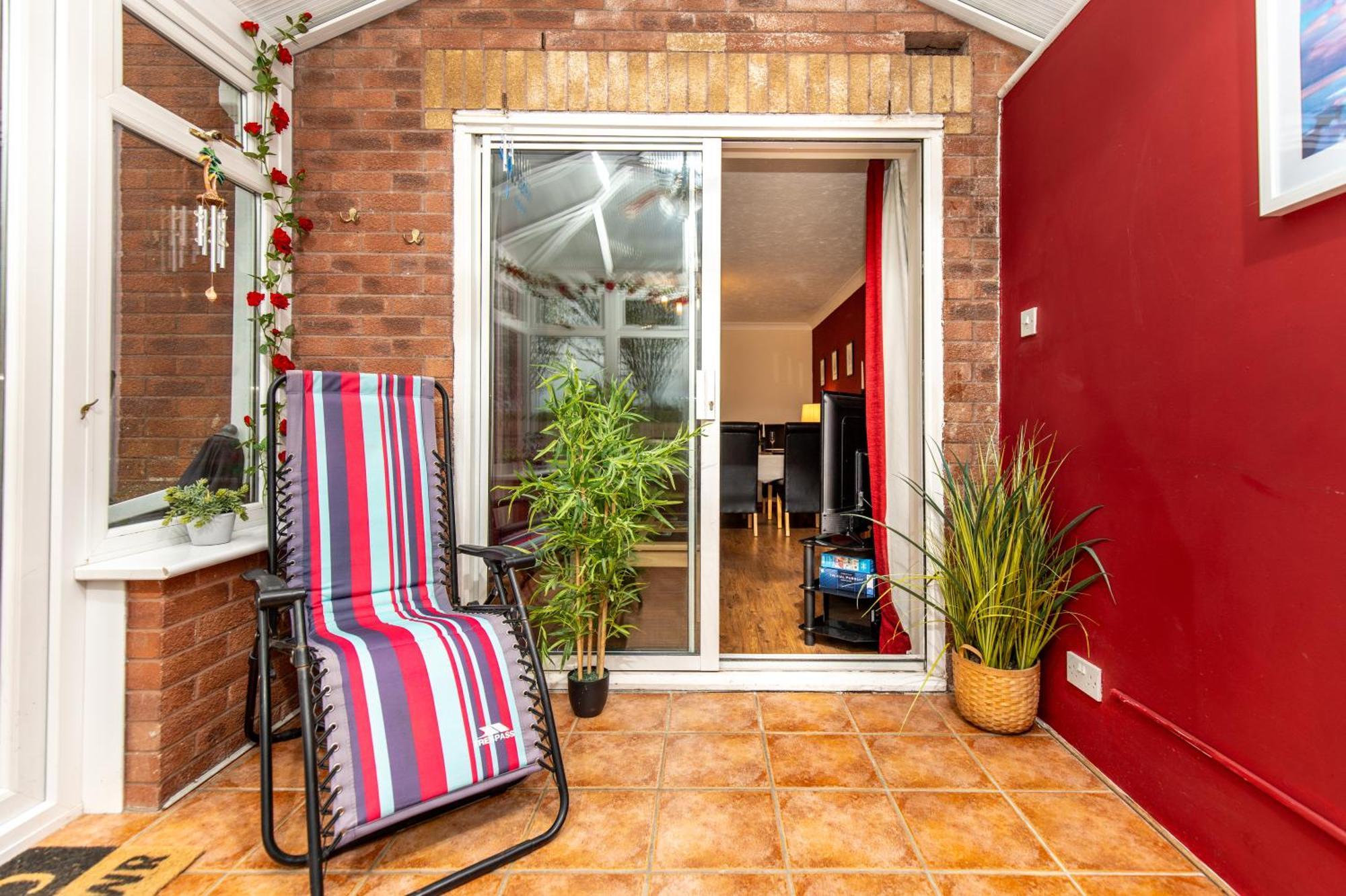 Comfortable And Spacious Superb Holiday Home In Llanelli, Dog Friendly Εξωτερικό φωτογραφία