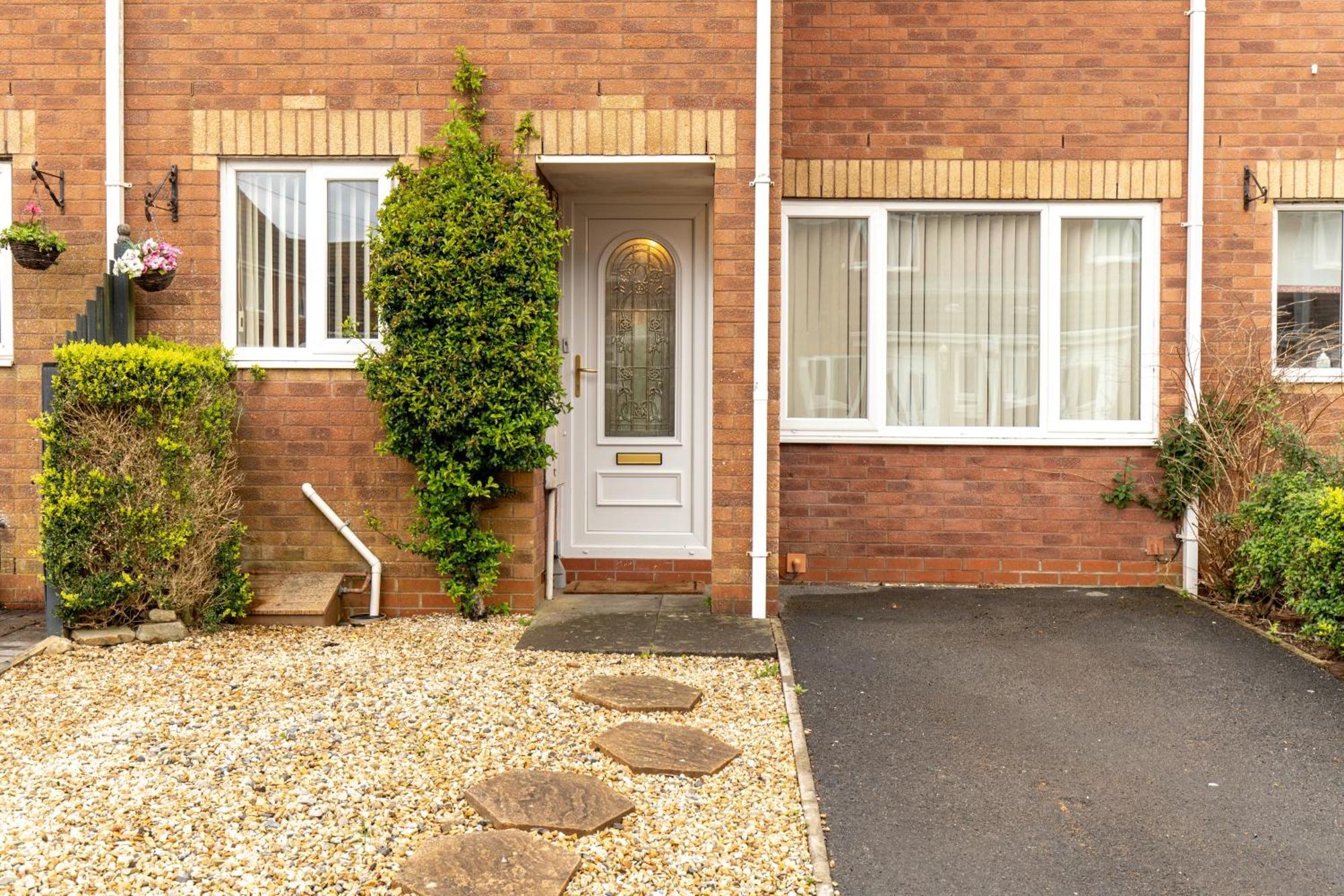 Comfortable And Spacious Superb Holiday Home In Llanelli, Dog Friendly Εξωτερικό φωτογραφία